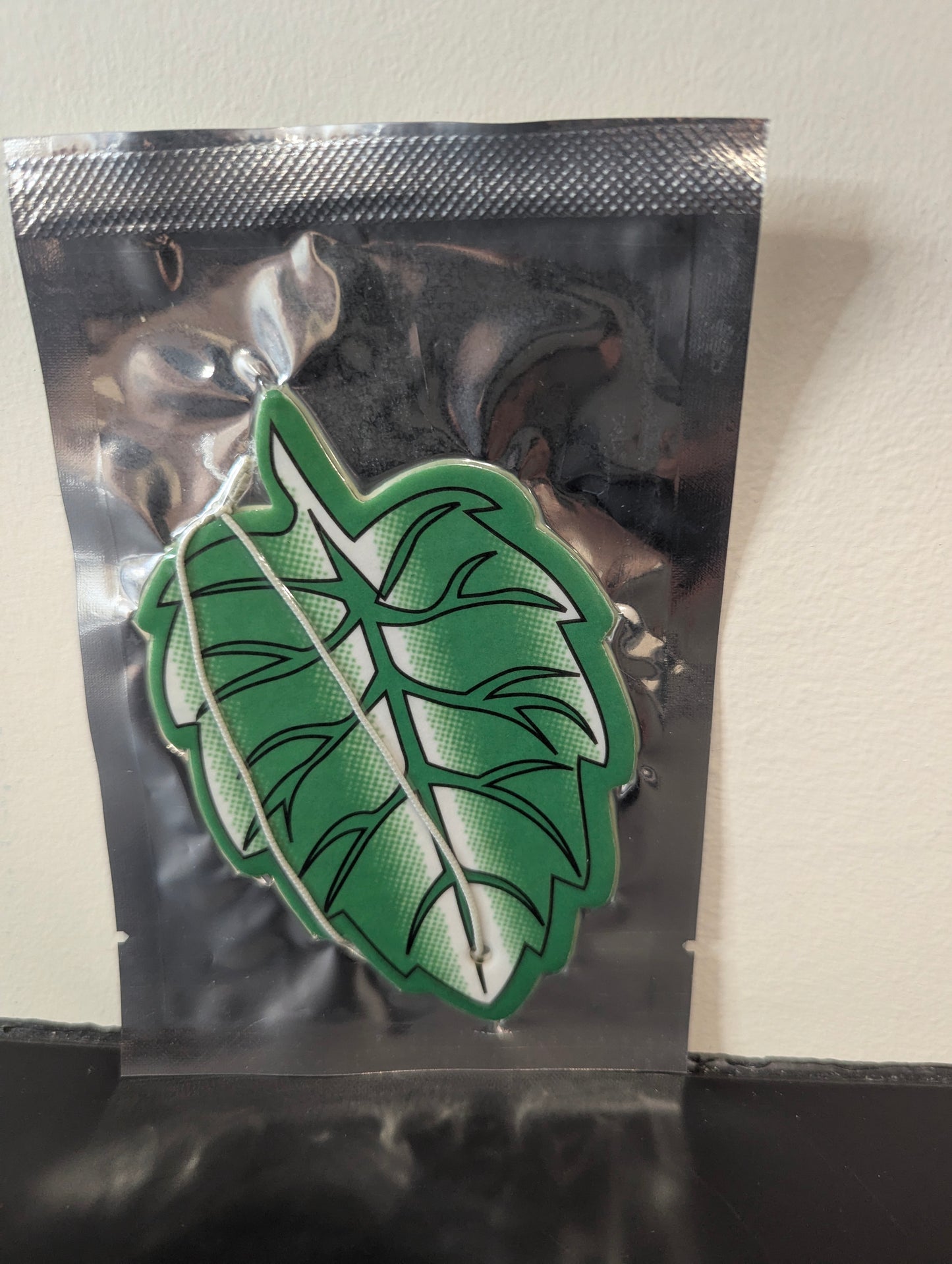 Leaf-Shaped Air Freshener 30-Pack – Long-Lasting Fragrance for Your Car or Home