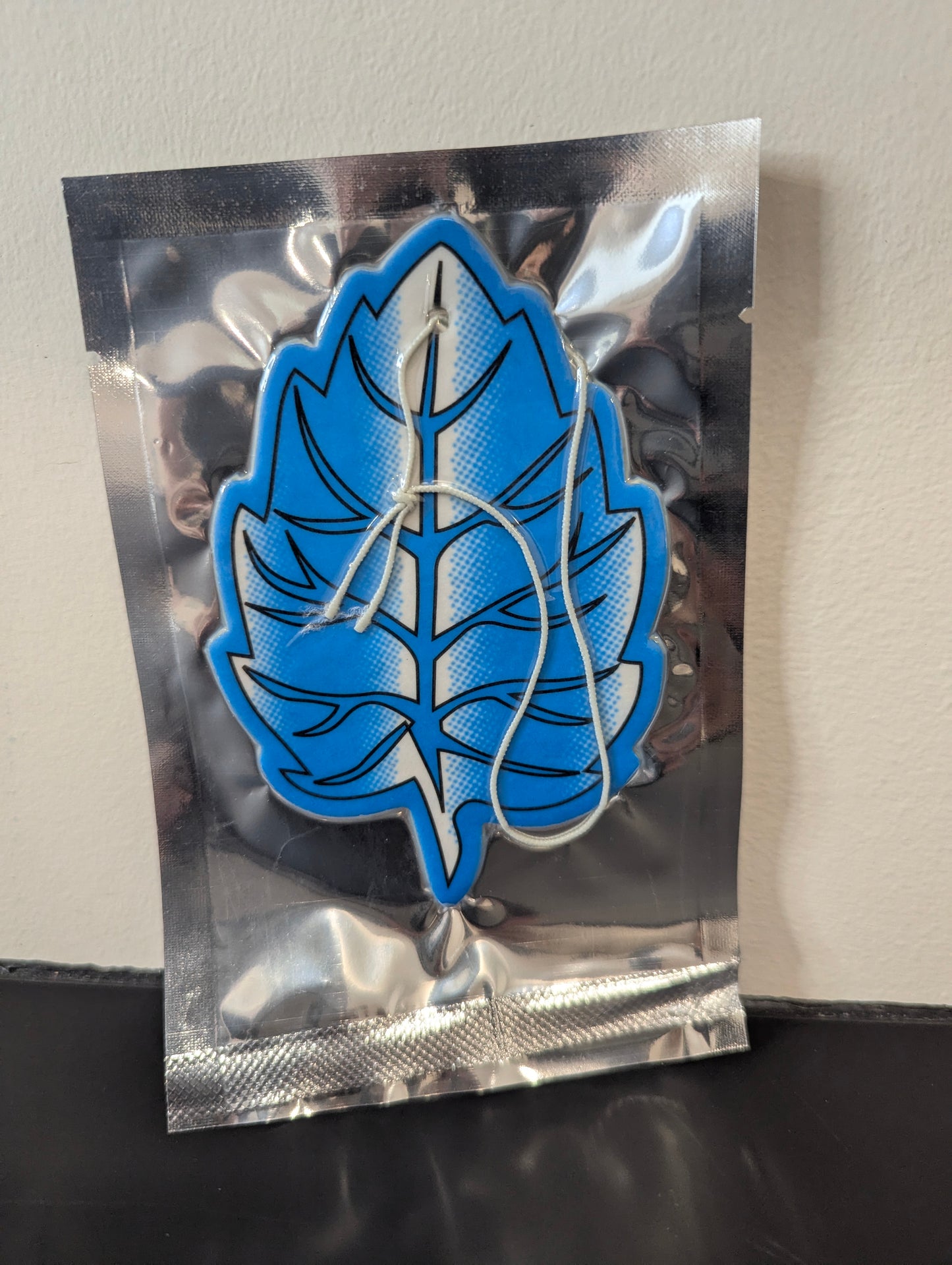 Leaf-Shaped Air Freshener 30-Pack – Long-Lasting Fragrance for Your Car or Home