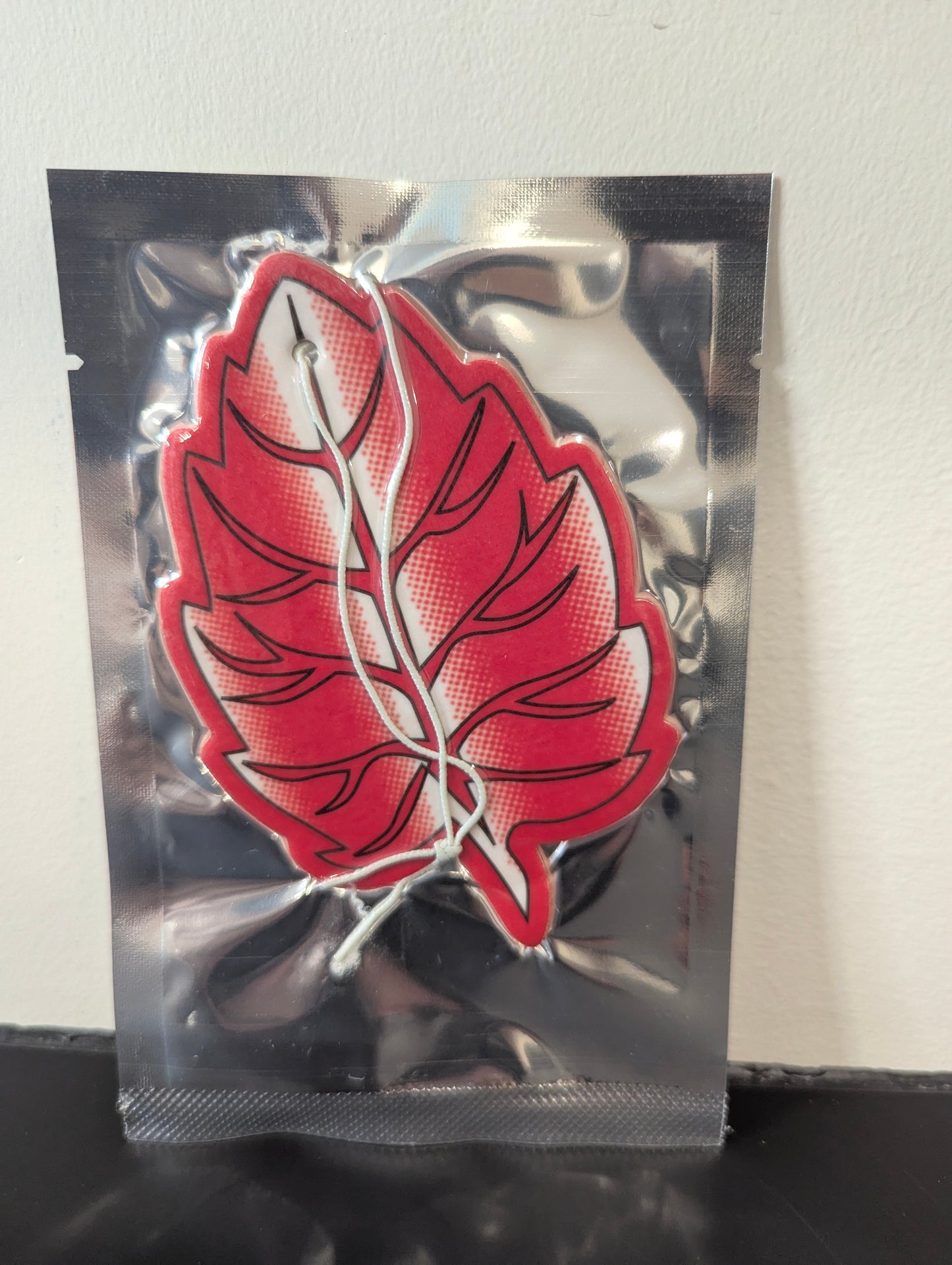 Leaf-Shaped Air Freshener 30-Pack – Long-Lasting Fragrance for Your Car or Home