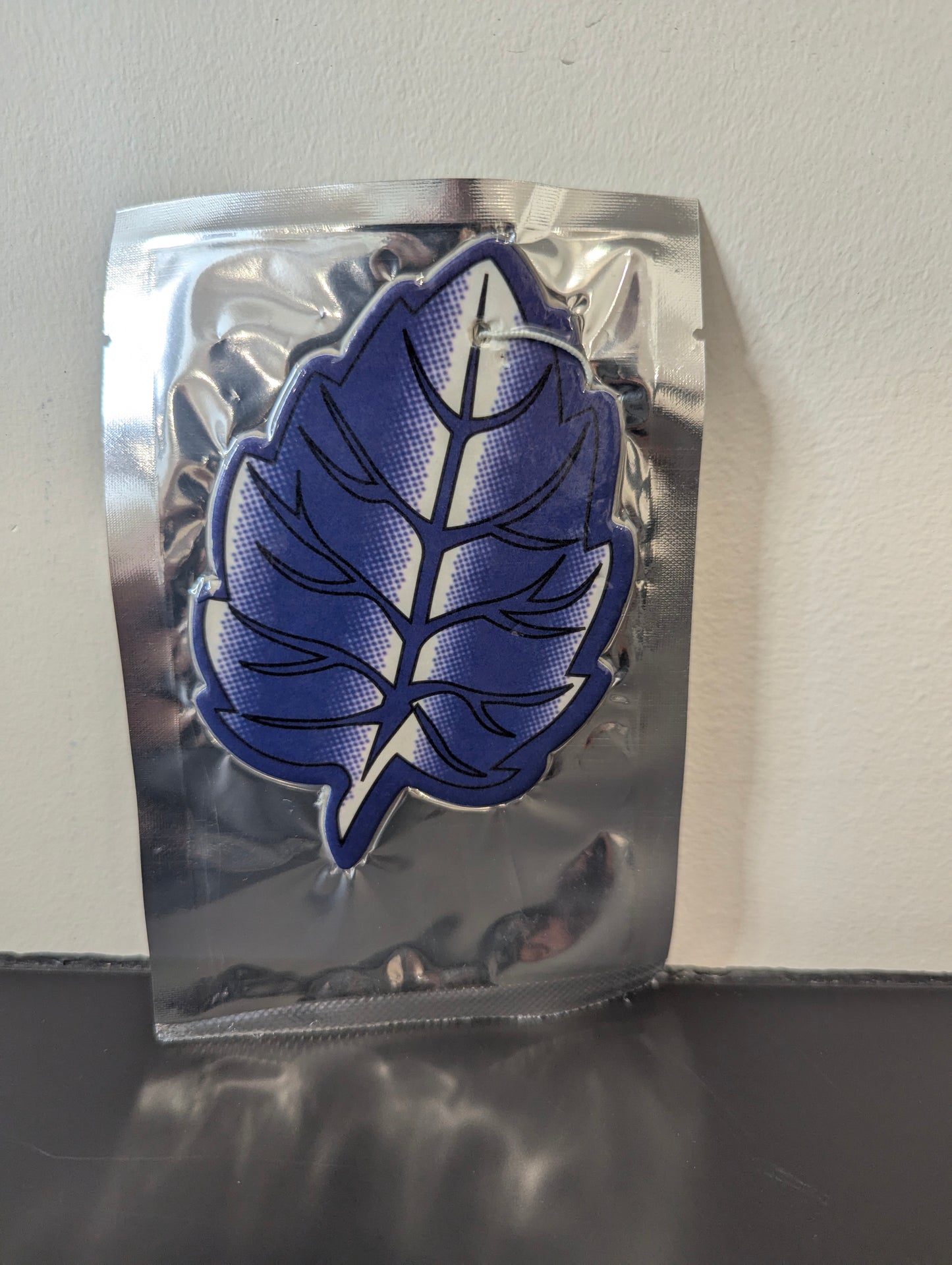 Leaf-Shaped Air Freshener 30-Pack – Long-Lasting Fragrance for Your Car or Home