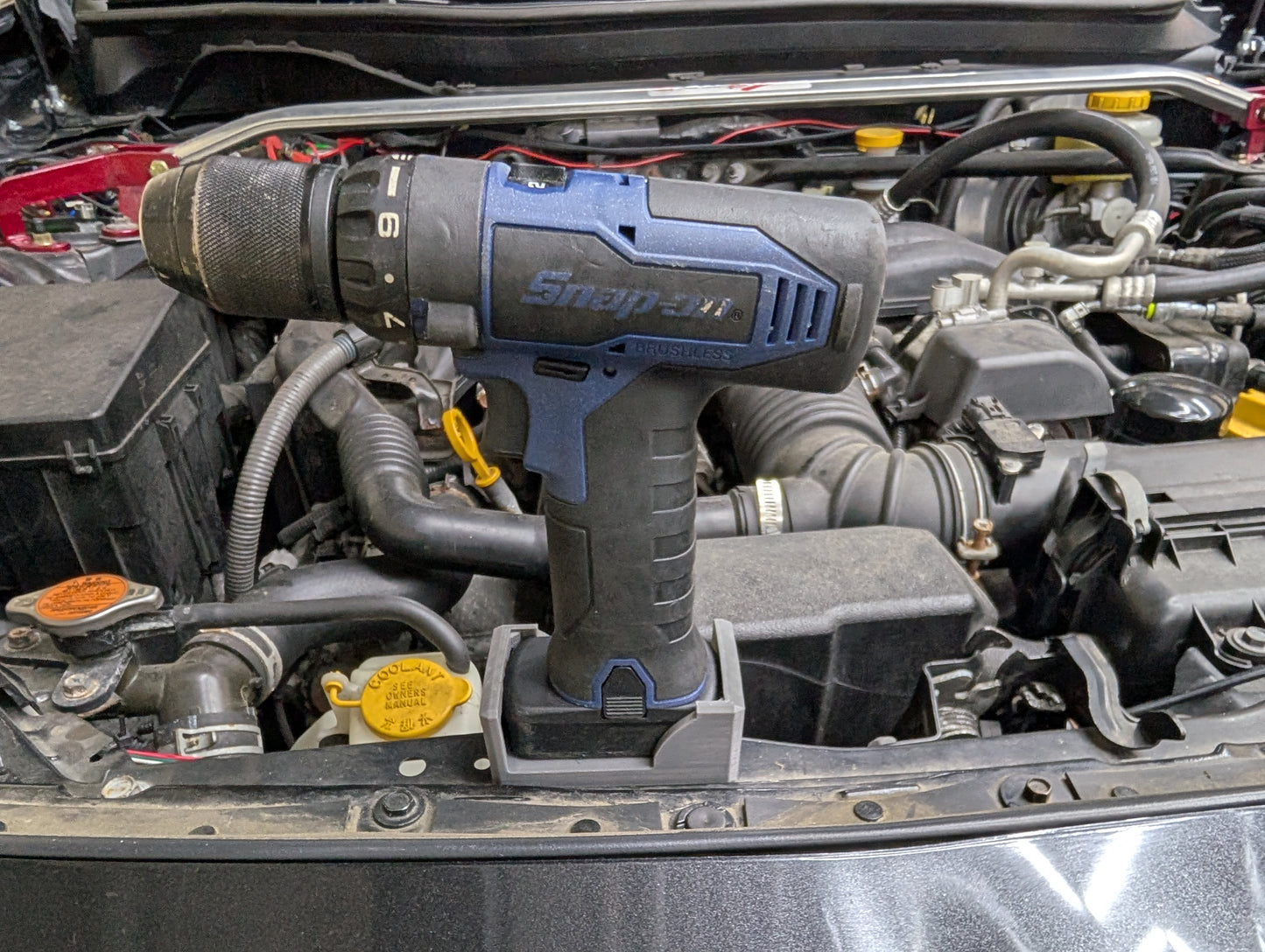 Snap-on Magnetic Snap-on Battery Attachment - Drill Anywhere Hands-Free with Heavy-Duty Neodymium Magnets & Custom-Color Options