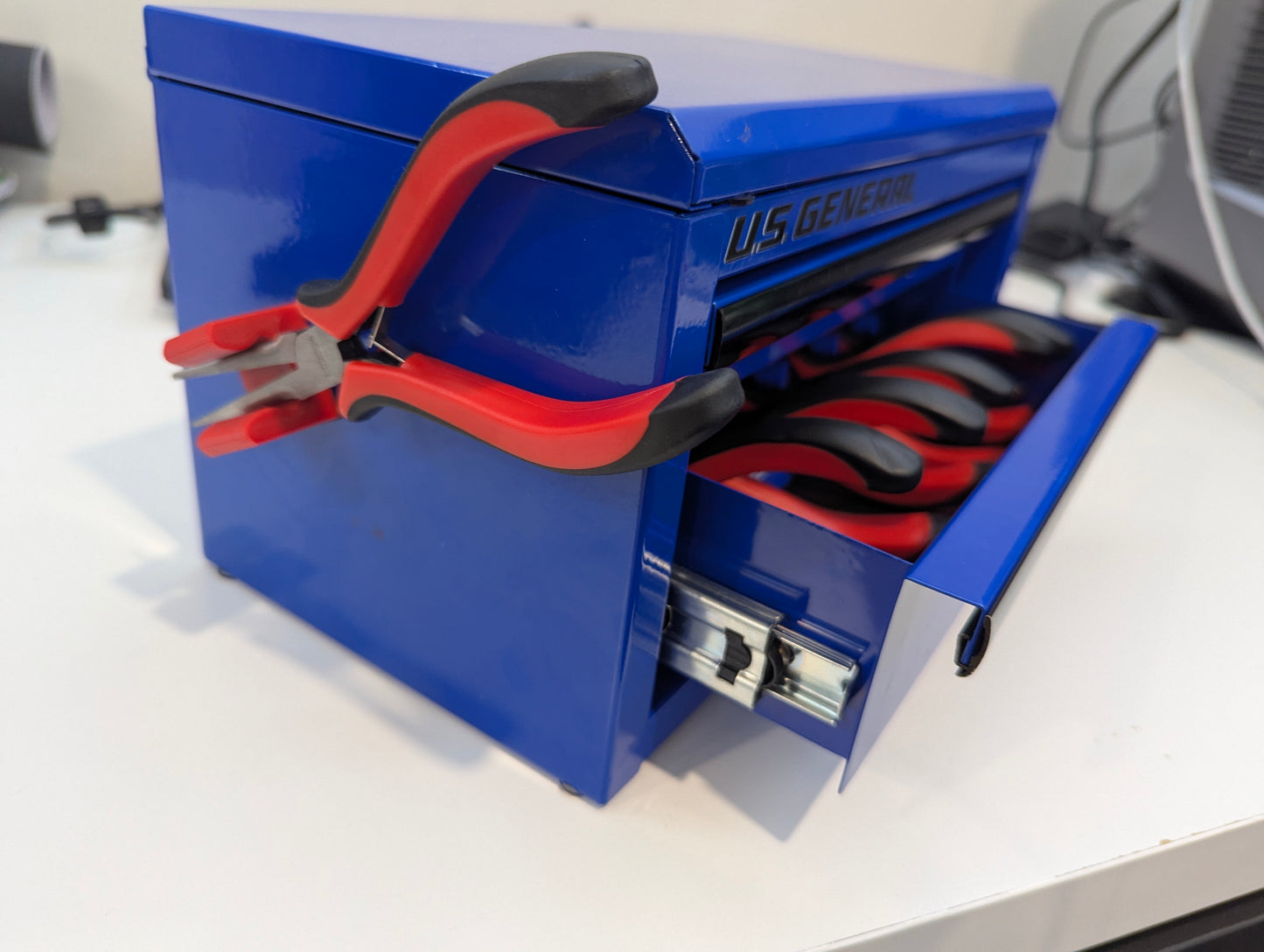 Magnetic Tool Organizer System for Harbor Freight Small Toolbox (US General)